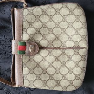 Authentic Vintage Gucci crossbody